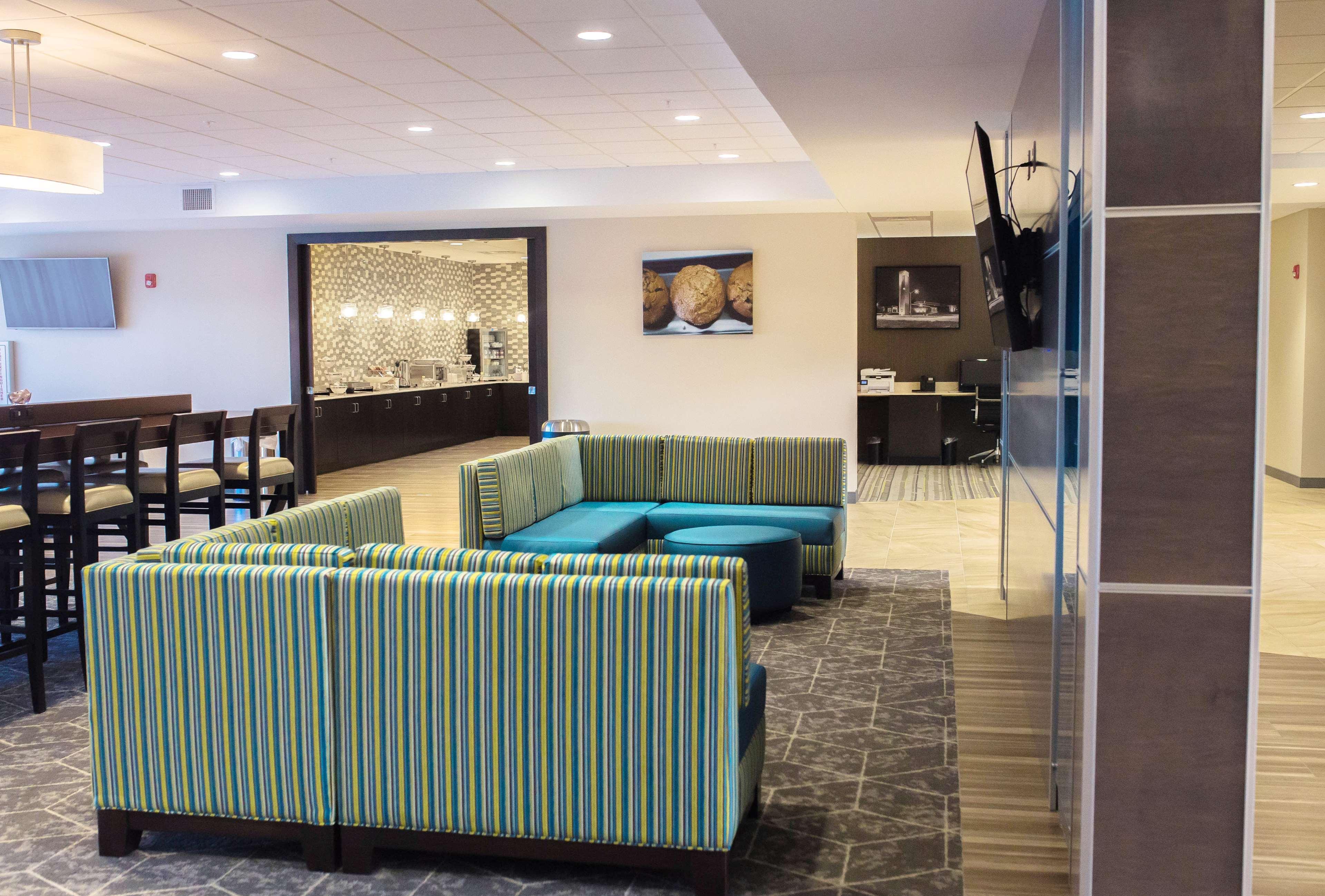 Best Western Plus Centralia Hotel & Suites Exteriör bild